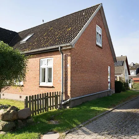 Holiday home Ein Tag Am Bliesdorf